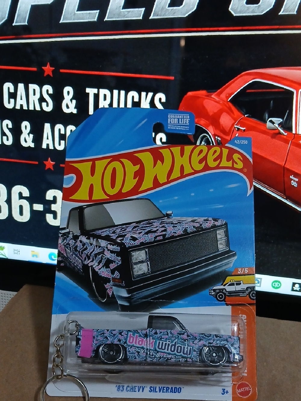 Hot Wheels '83 Chevy Silverado Key & Card Holder Keychain - Pink/Black/Blue
